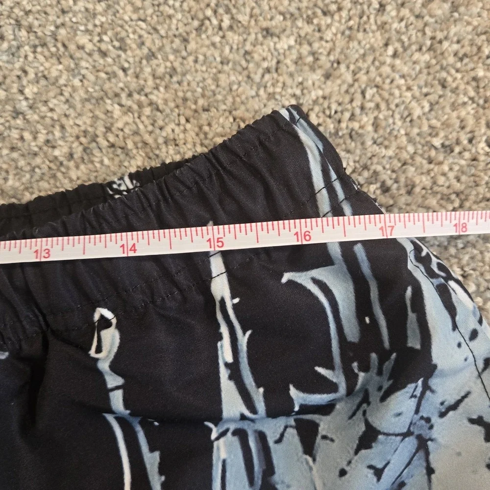 Insomnia Shorts Men‎ Size Large Nylon Multi Streetwear Embroidered Graphic